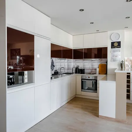 Spacious 2Bd Flat With Secure Free Parking * Sofia