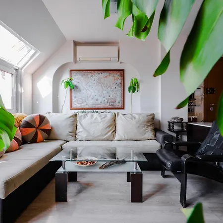 Spacious 2bd Flat With Secure Free Parking By Flat Mаnager 소피아