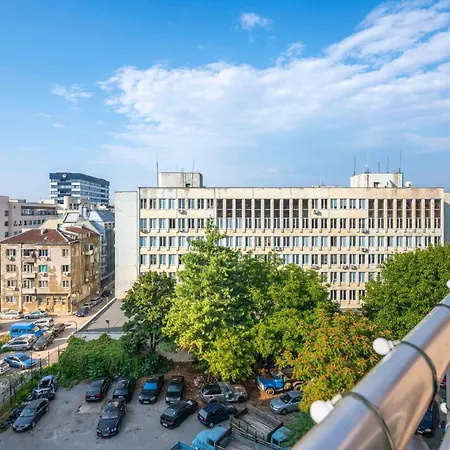 Apartament Spacious 2bd Flat With Secure Free Parking Sofia