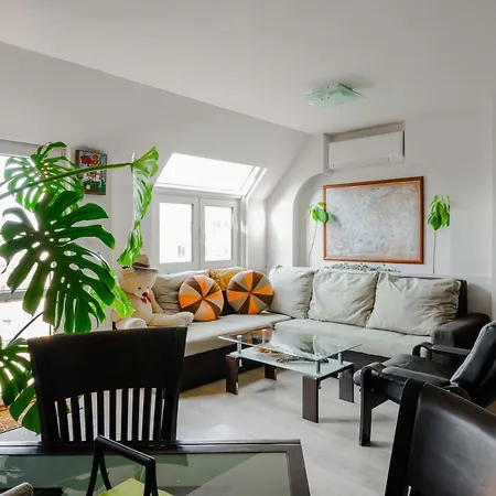 Spacious 2bd Flat With Secure Free Parking By Flat Mаnager סופיה